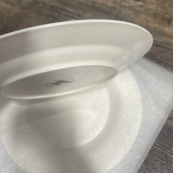 4 porcelain salad plates - Picture 3 of 7